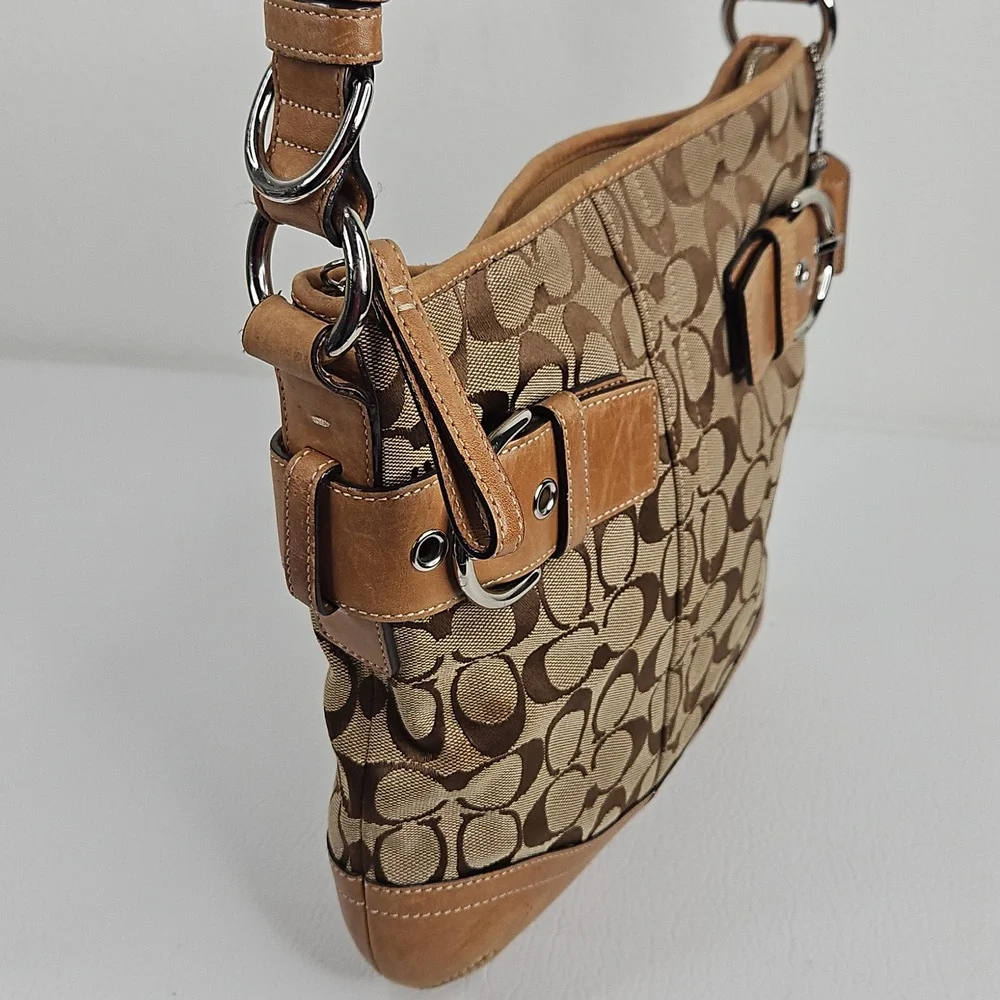 Authentic Coach Monogram Leather SOHO Crossbody Shoulder Bag - Picture 4 of 15